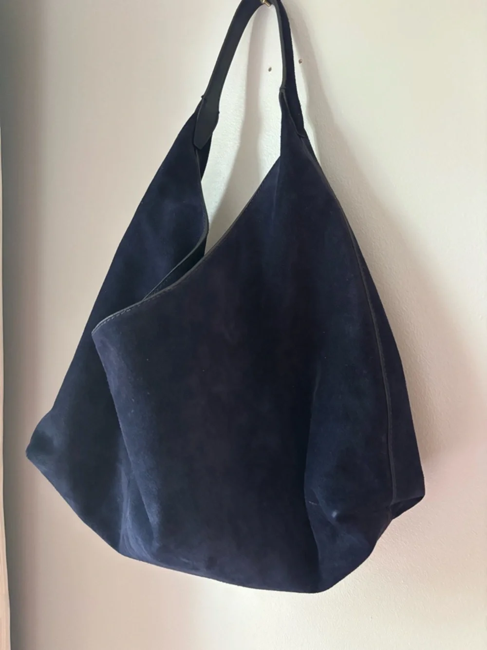 NWOT - Madewell Suede Leather Shoulder Bag in Navy - Picture 6 of 6